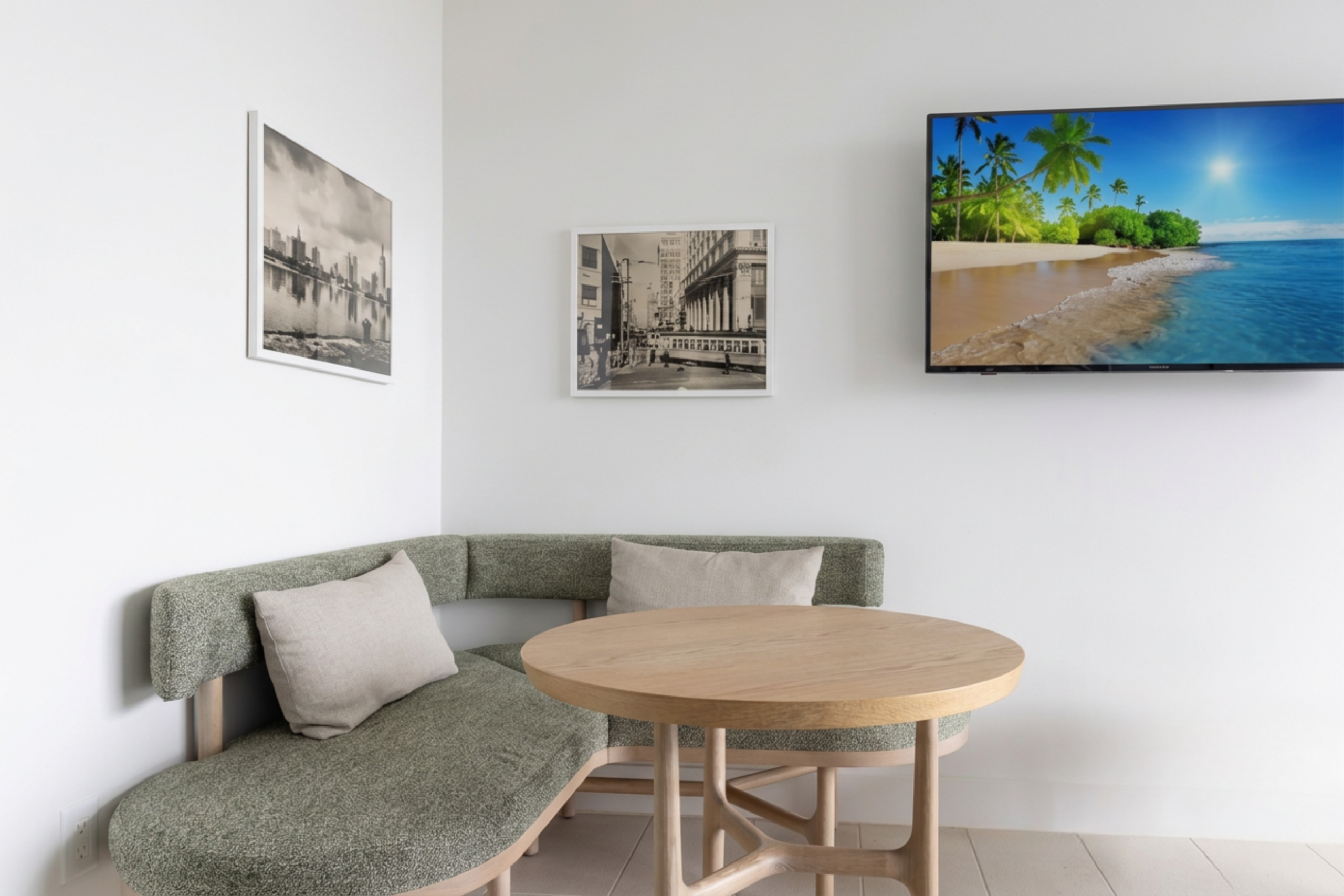 2 Living Room (2)